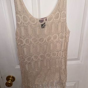 CREAM CROCHET TANK TOP